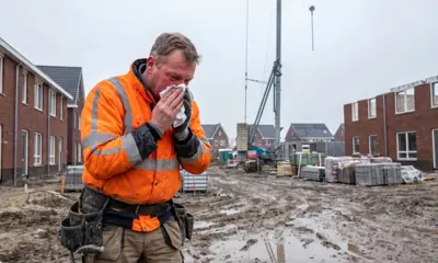 Bouwvakker vaker ziek door recorddruk