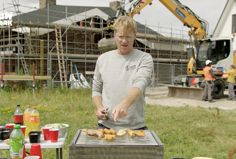 Video: Barbecue van de zaak