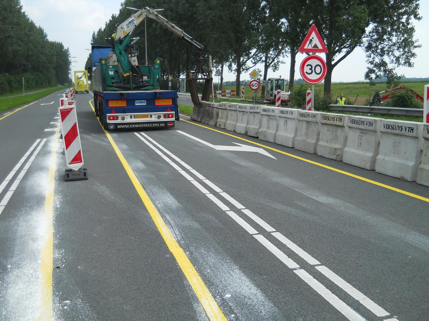 Toolboxflyer 'Veilig werken langs de weg'